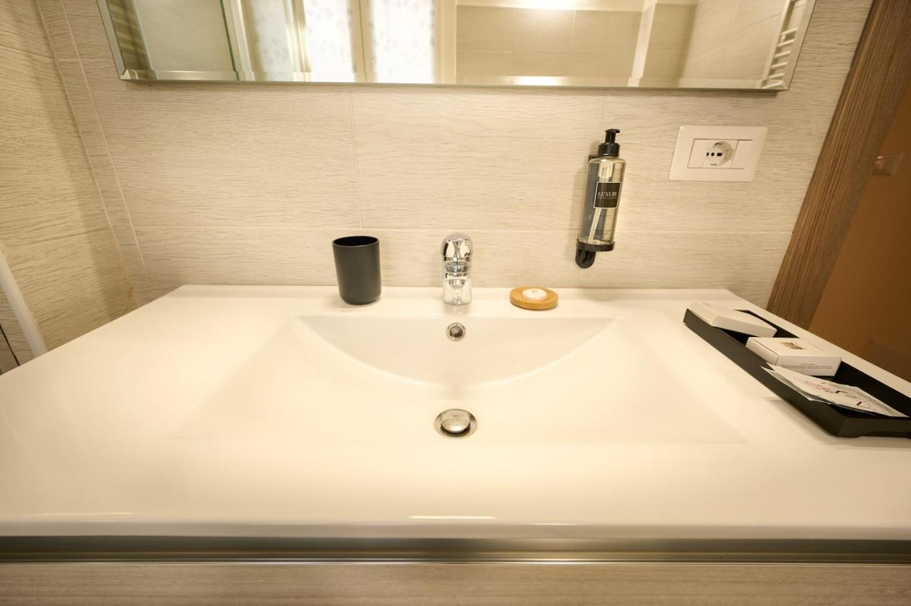 D'Azeglio 62 Luxury Rooms Bologna Exteriör bild